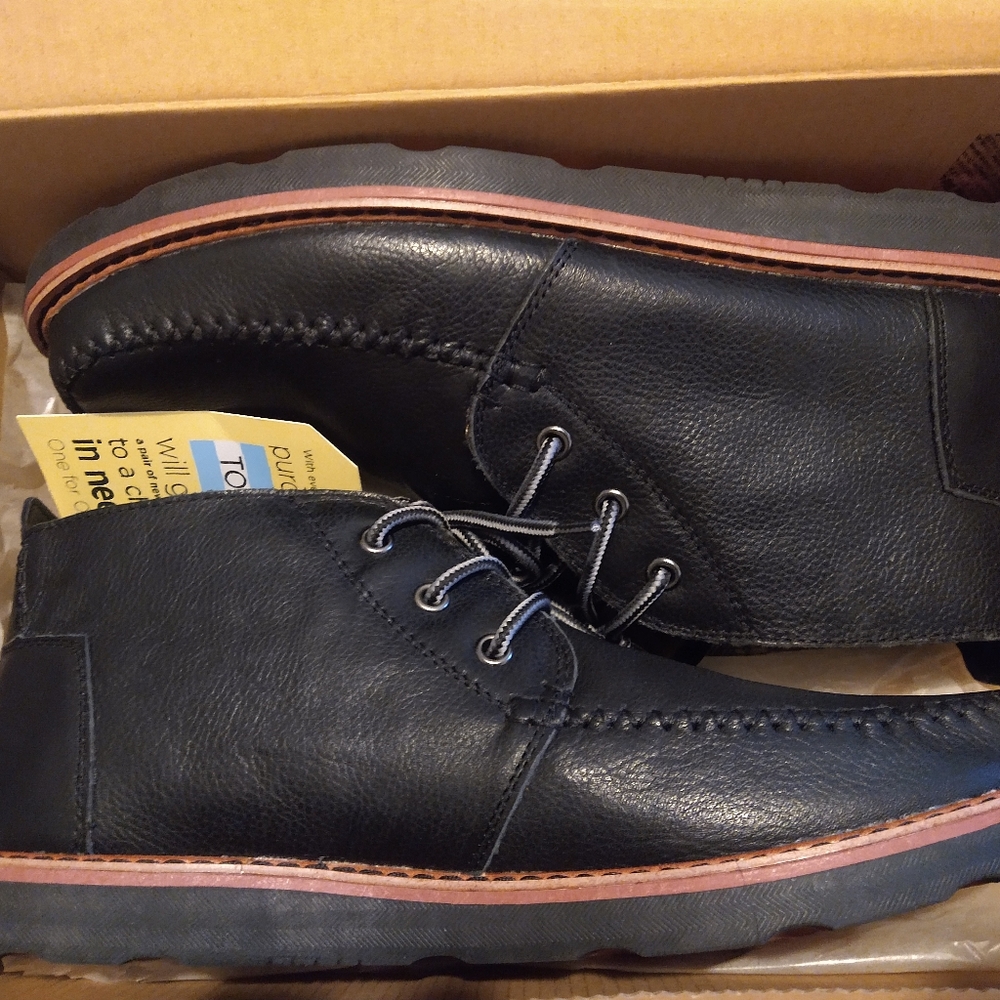 Toms desert chukka black leather casual boots